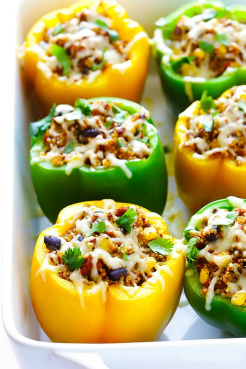 5-Ingredient-Mexican-Quinoa-Stuffed-Peppers-11-1